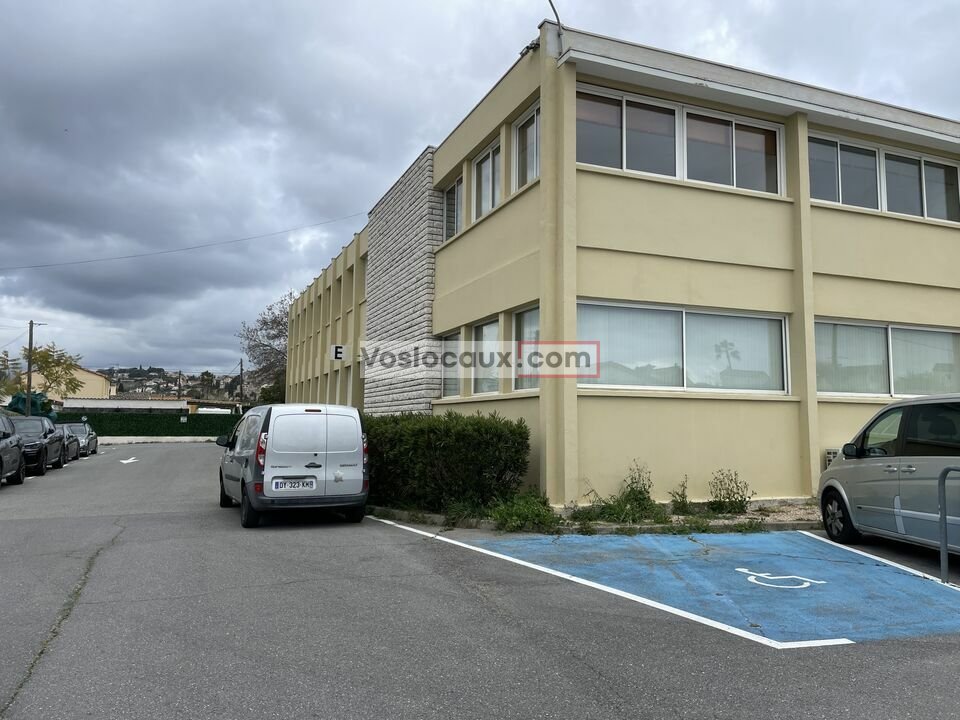 VOSLOCAUX.COM LOCATION-BUREAUX-ANTIBES-06