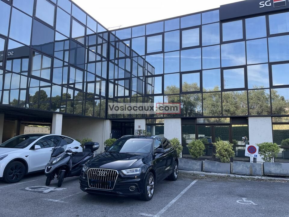 VOSLOCAUX.COM LOCATION-BUREAUX-LE_CANNET-06