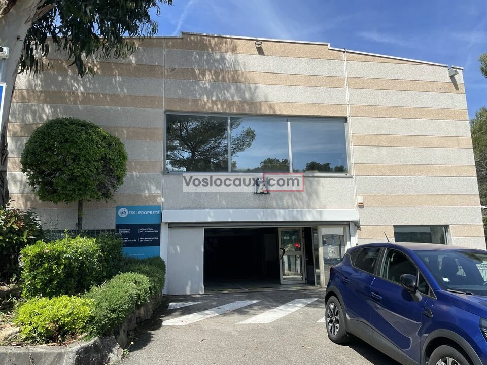 VOSLOCAUX.COM LOCATION-ENTREPOT-ANTIBES-06