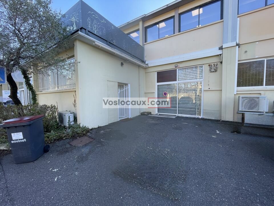 VOSLOCAUX.COM LOCATION-LOCAL D'ACTIVITE-BIOT-06