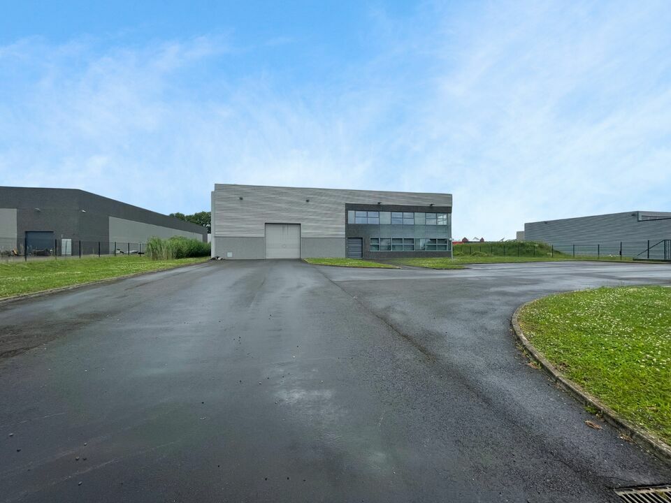 ARROW LILLE VENTE-ENTREPOT-PERENCHIES-59