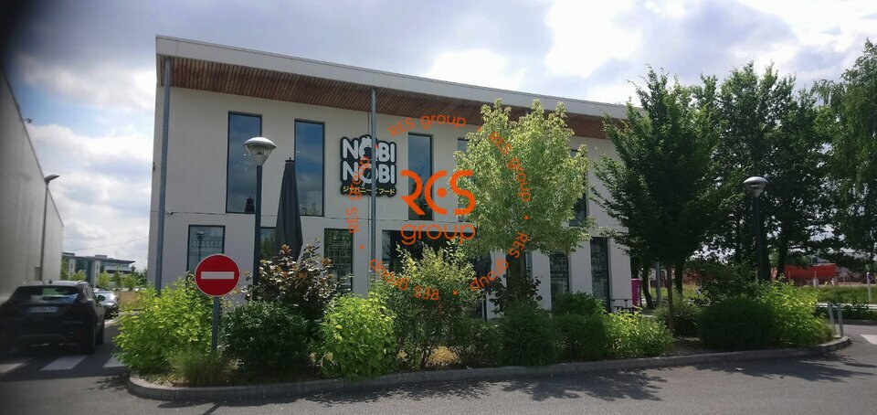 RES group LOCATION-LOCAL COMMERCIAL-LE_HAILLAN-33
