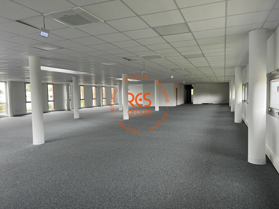 RES group VENTE-BUREAUX-CANEJAN-33