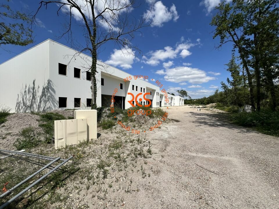RES group VENTE-LOCAL D'ACTIVITE-SAINT_JEAN_D'ILLAC-33