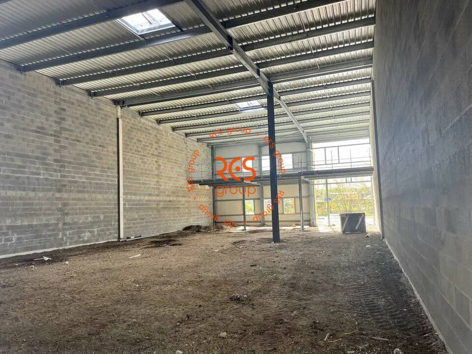 RES group LOCATION-LOCAL D'ACTIVITE-SAINT_JEAN_D'ILLAC-33