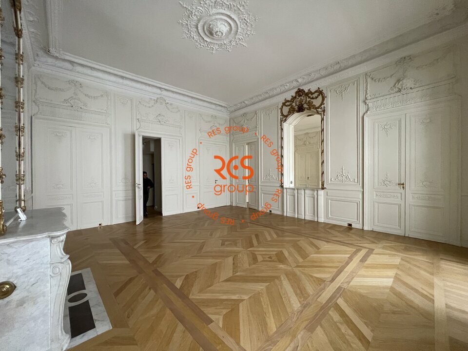 RES group LOCATION-BUREAUX-BORDEAUX-33