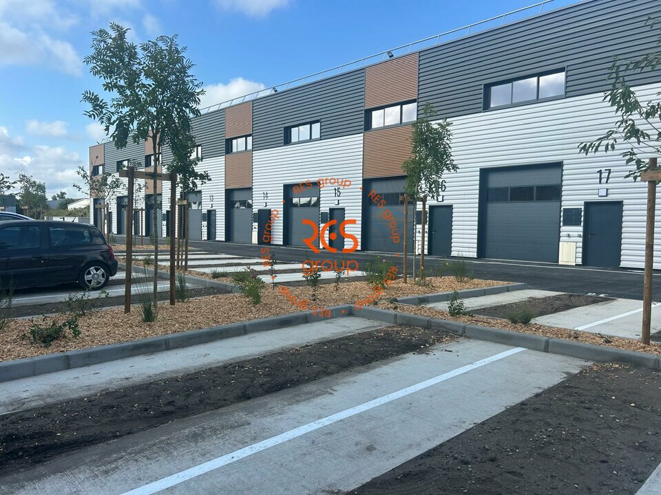 RES group LOCATION-LOCAL D'ACTIVITE-GRADIGNAN-33