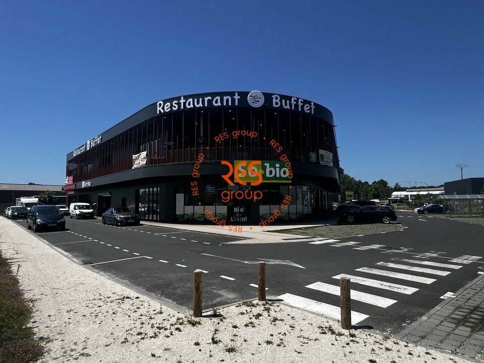 RES group LOCATION-LOCAL COMMERCIAL-MARTILLAC-33