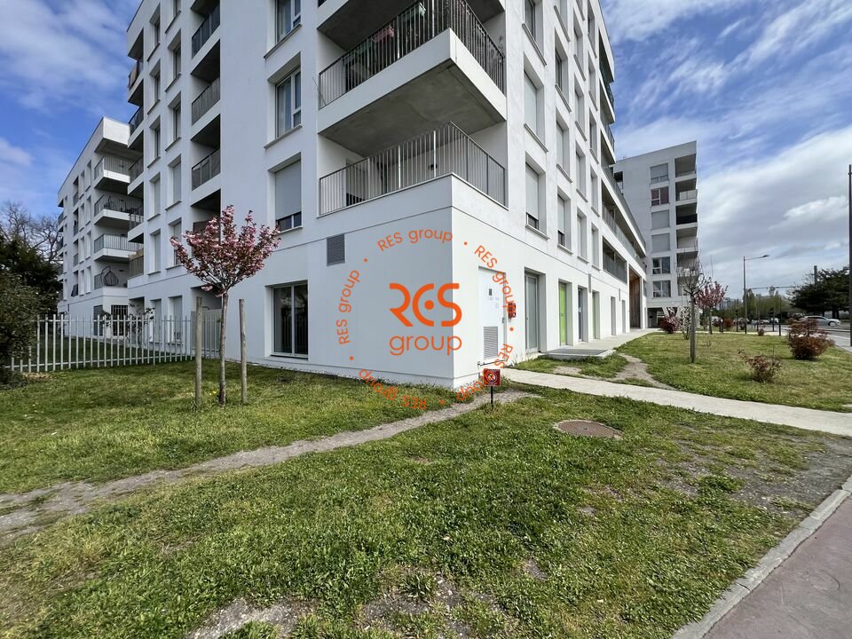 RES group VENTE-BUREAUX-CENON-33