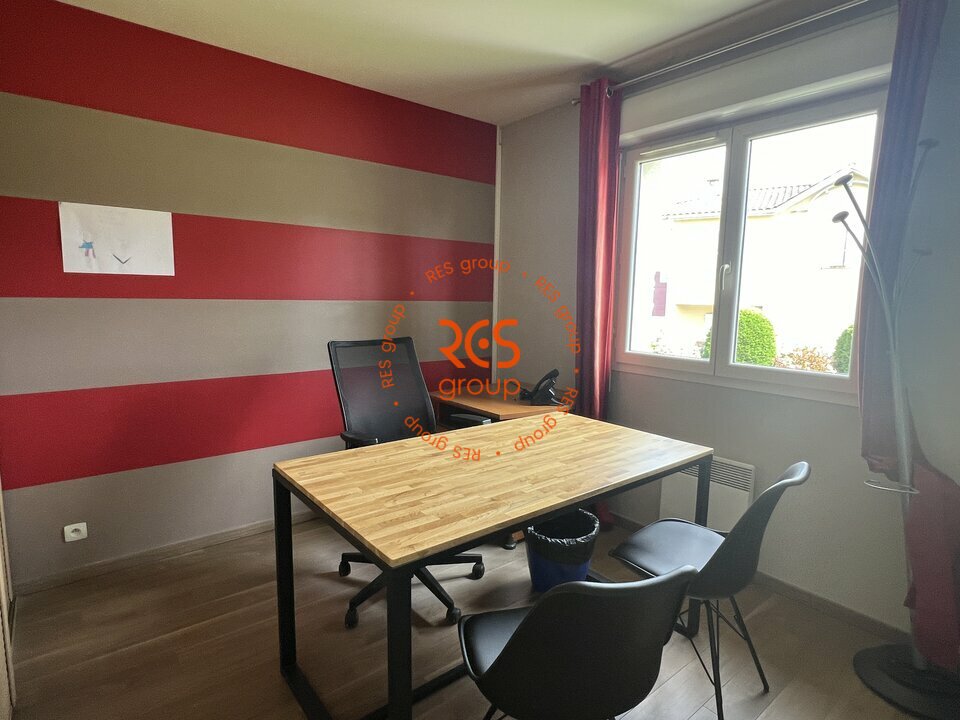 RES group VENTE-LOCAL COMMERCIAL-LE_PIAN_MEDOC-33