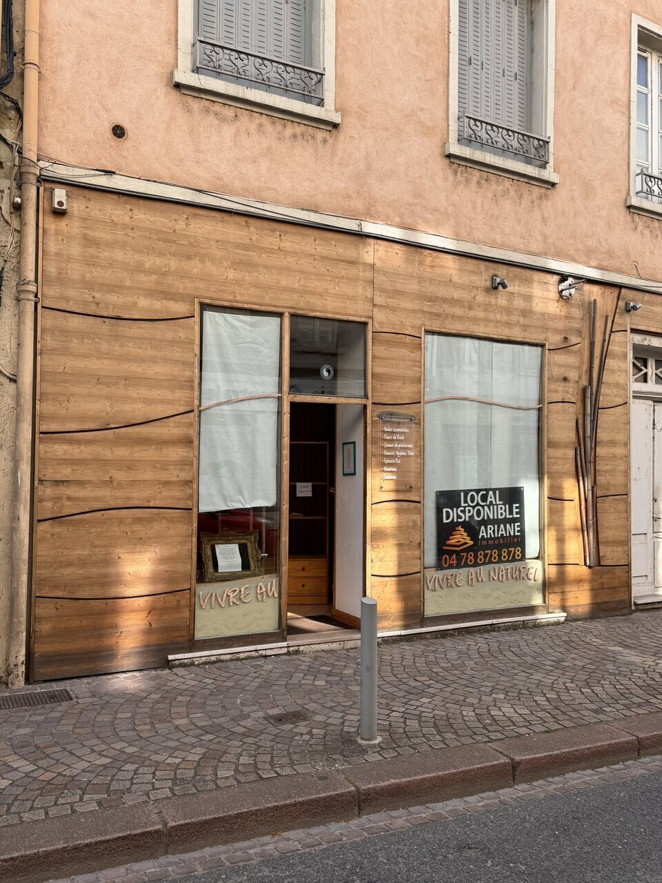 ARIANE IMMOBILIER LOCATION-LOCAL COMMERCIAL-L'ARBRESLE-69