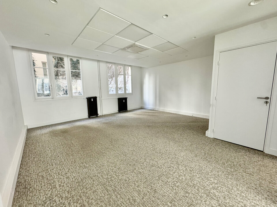 ARIANE IMMOBILIER LOCATION-BUREAUX-PARIS-75