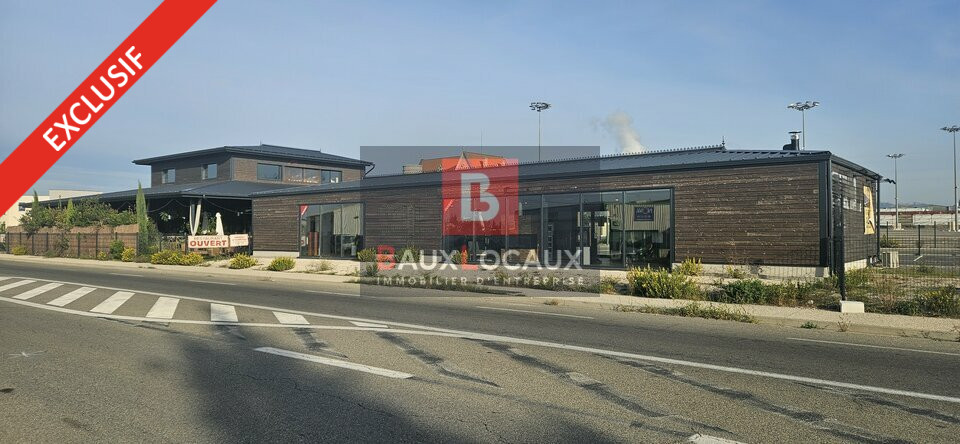 BAUX LOCAUX CESSION-LOCAL COMMERCIAL-CARPENTRAS-84