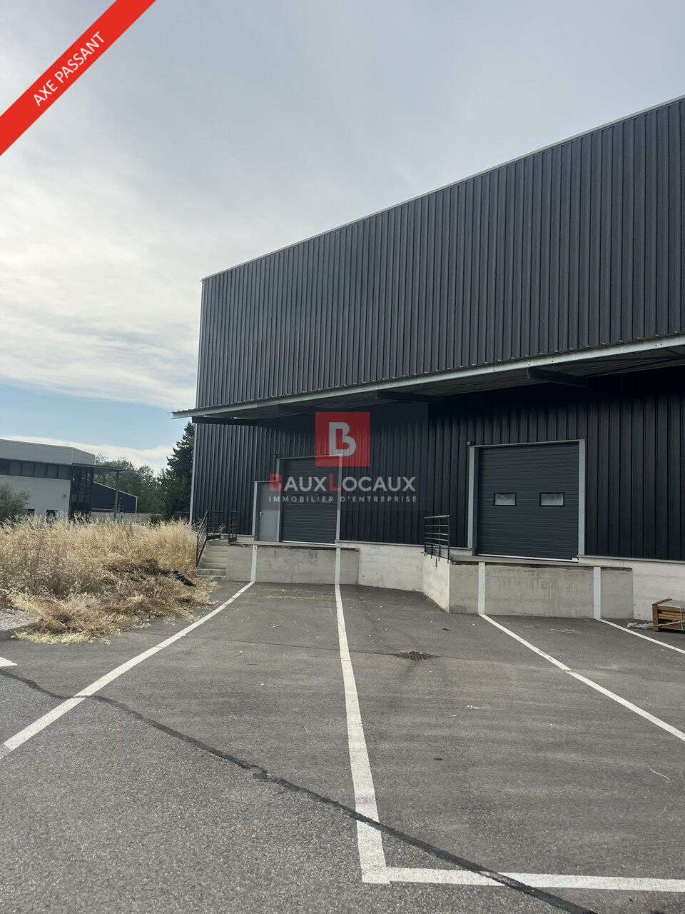 BAUX LOCAUX LOCATION-ENTREPOT-CAUMONT-SUR-DURANCE-84