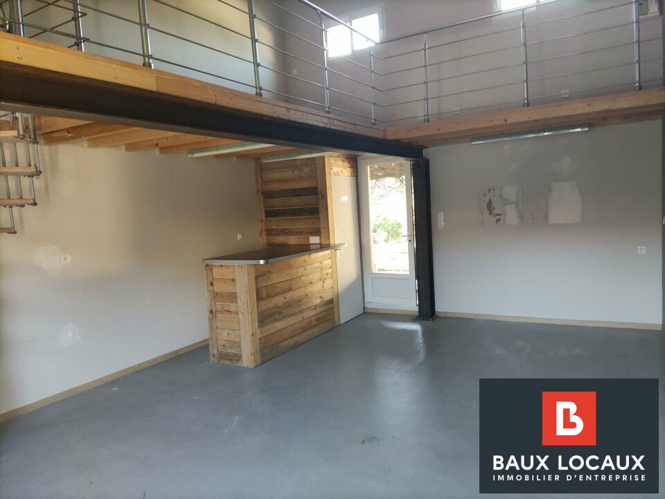 BAUX LOCAUX LOCATION-BUREAUX-SALON_DE_PROVENCE-13