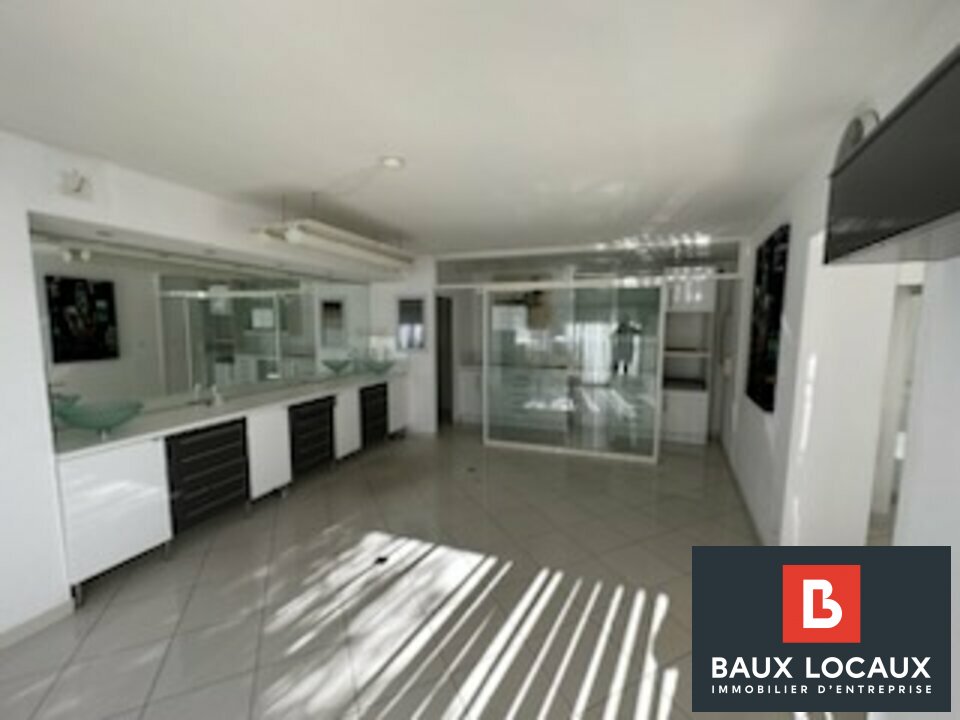 BAUX LOCAUX LOCATION-BUREAUX-SALON_DE_PROVENCE-13
