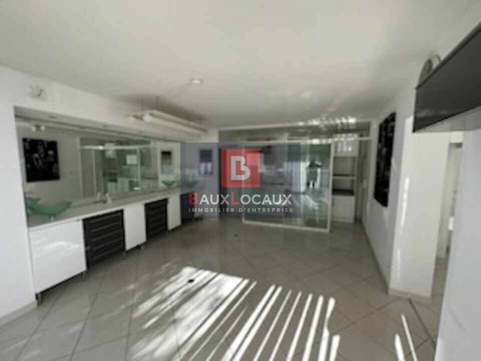BAUX LOCAUX VENTE-BUREAUX-SALON_DE_PROVENCE-13
