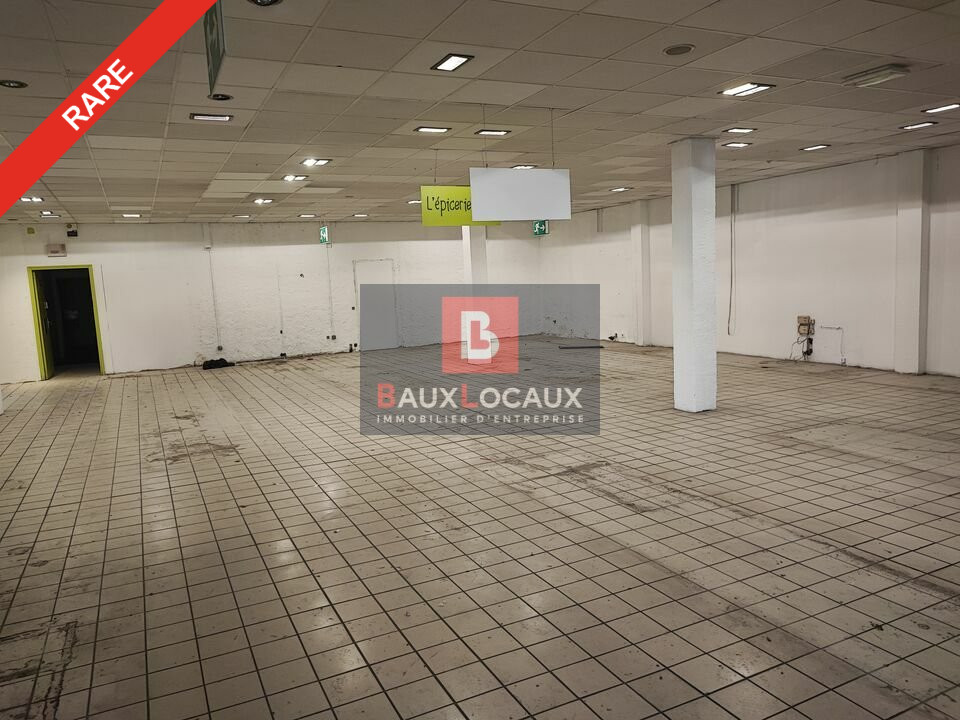 BAUX LOCAUX LOCATION-LOCAL COMMERCIAL-SALON_DE_PROVENCE-13