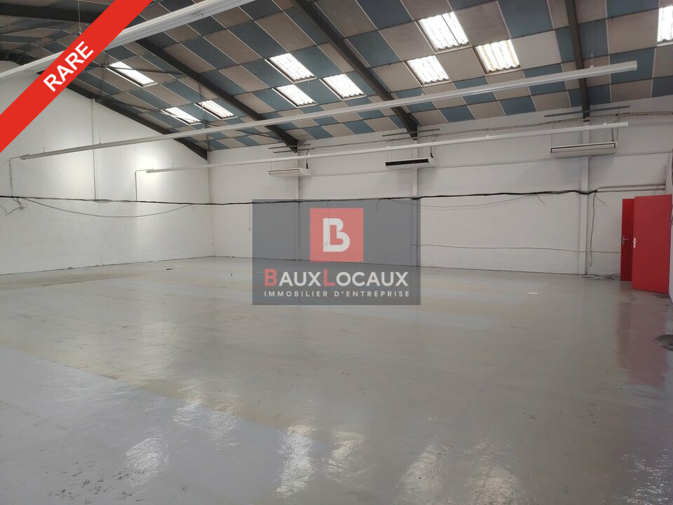 BAUX LOCAUX LOCATION-ENTREPOT-SALON-DE-PROVENCE-13