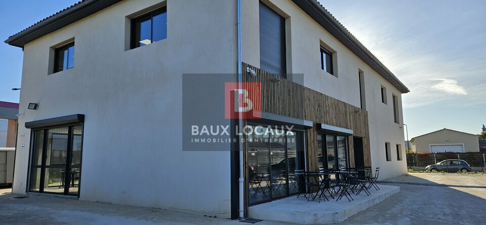 BAUX LOCAUX VENTE-BUREAUX-L'ISLE_SUR_LA_SORGUE-84