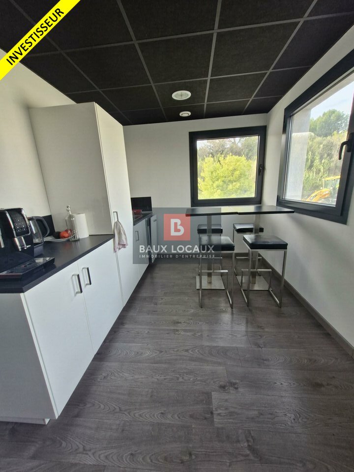 BAUX LOCAUX VENTE-LOCAL D'ACTIVITE-VELAUX-13