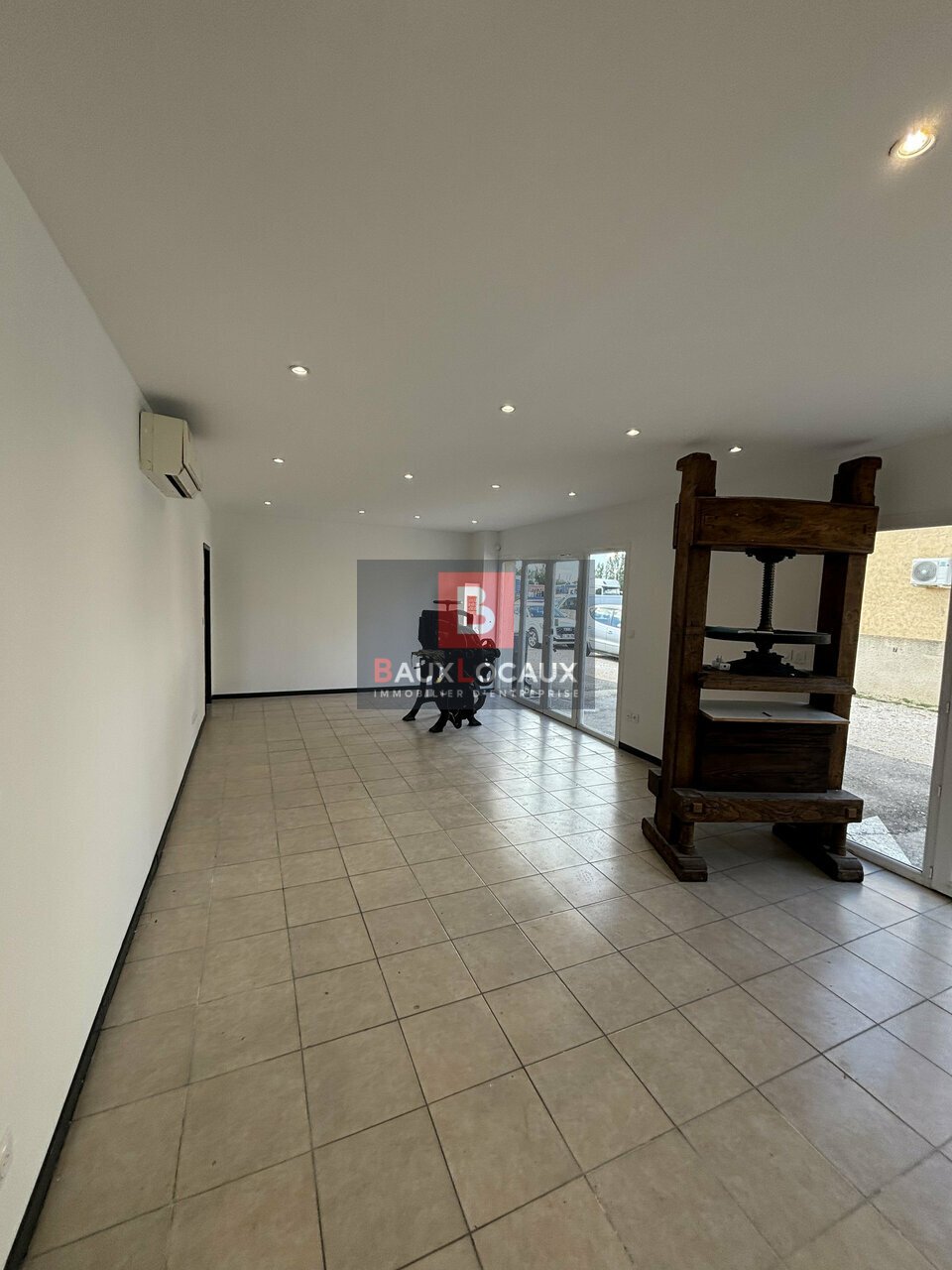 BAUX LOCAUX LOCATION-LOCAL COMMERCIAL-ISTRES-13