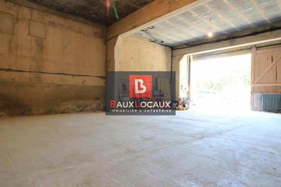 BAUX LOCAUX LOCATION-ENTREPOT-SALON_DE_PROVENCE-13