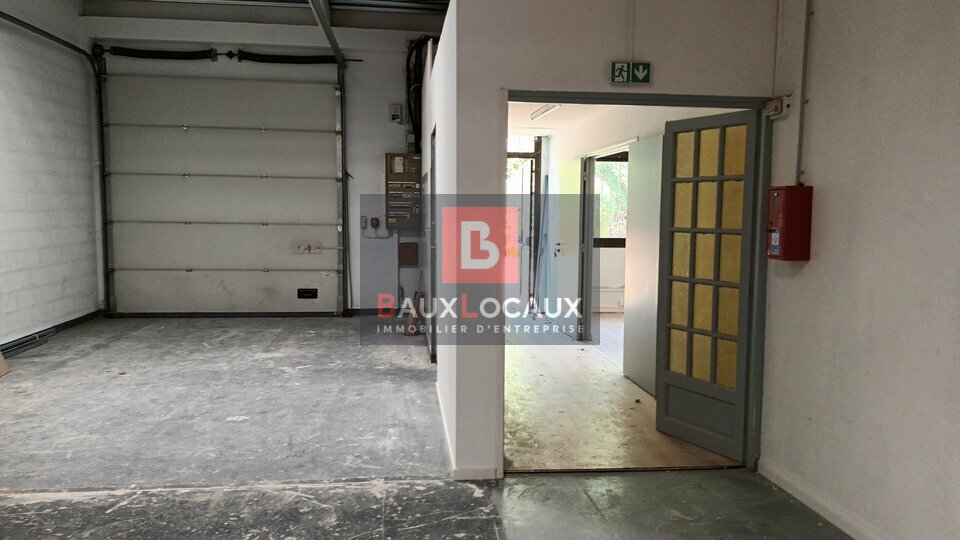 BAUX LOCAUX LOCATION-LOCAL D'ACTIVITE-AVIGNON-84