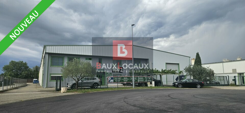 BAUX LOCAUX LOCATION-ENTREPOT-MONTEUX-84