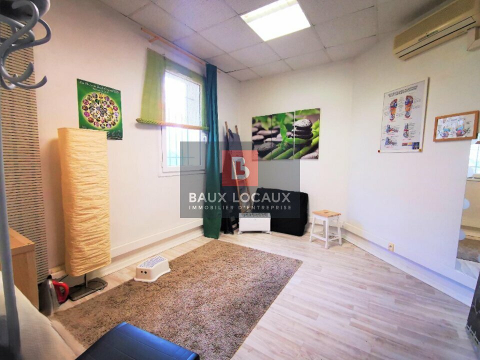 BAUX LOCAUX LOCATION-BUREAUX-LE_PONTET-84