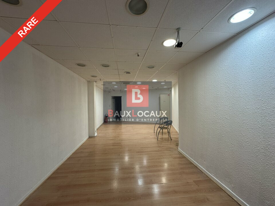 BAUX LOCAUX LOCATION-LOCAL COMMERCIAL-BOLLENE-84