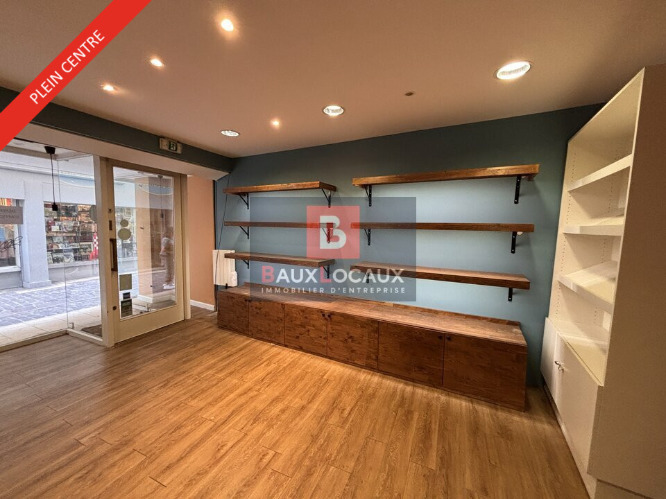 BAUX LOCAUX LOCATION-LOCAL COMMERCIAL-AVIGNON-84