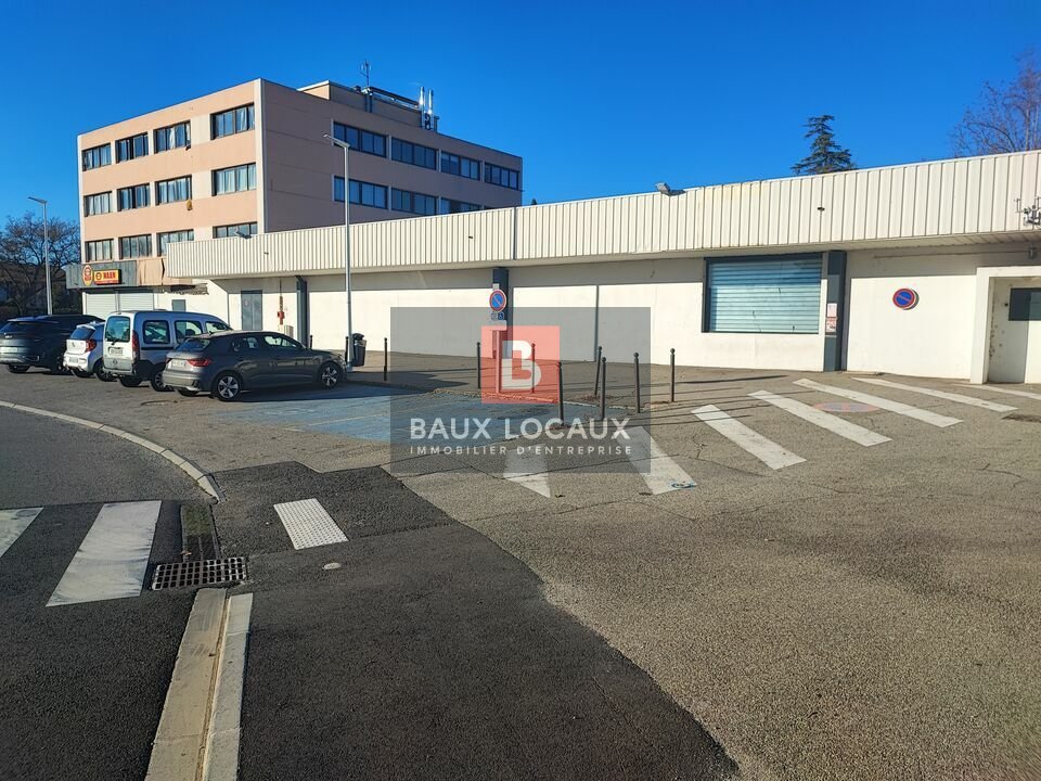 BAUX LOCAUX LOCATION-LOCAL COMMERCIAL-SAINT_MARTIN_DE_CRAU-13