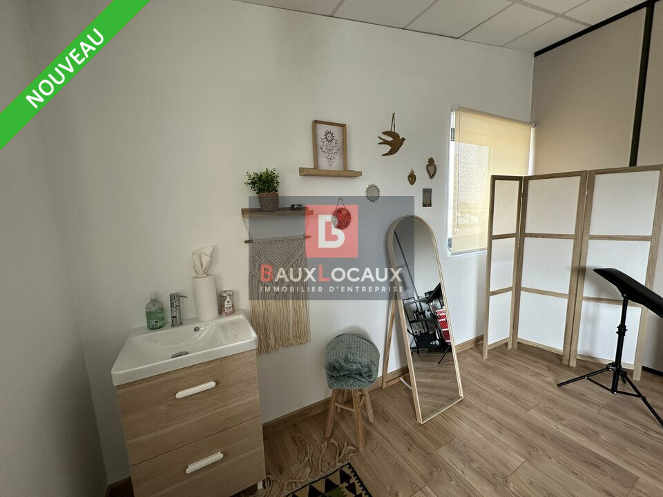 BAUX LOCAUX LOCATION-BUREAUX-LE_PONTET-84