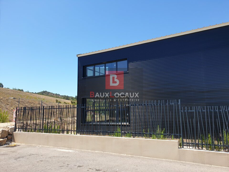 BAUX LOCAUX LOCATION-LOCAL D'ACTIVITE-CHARLEVAL-13