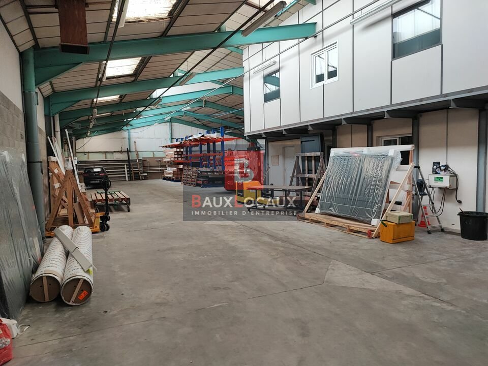 BAUX LOCAUX LOCATION-LOCAL D'ACTIVITE-ARLES-13