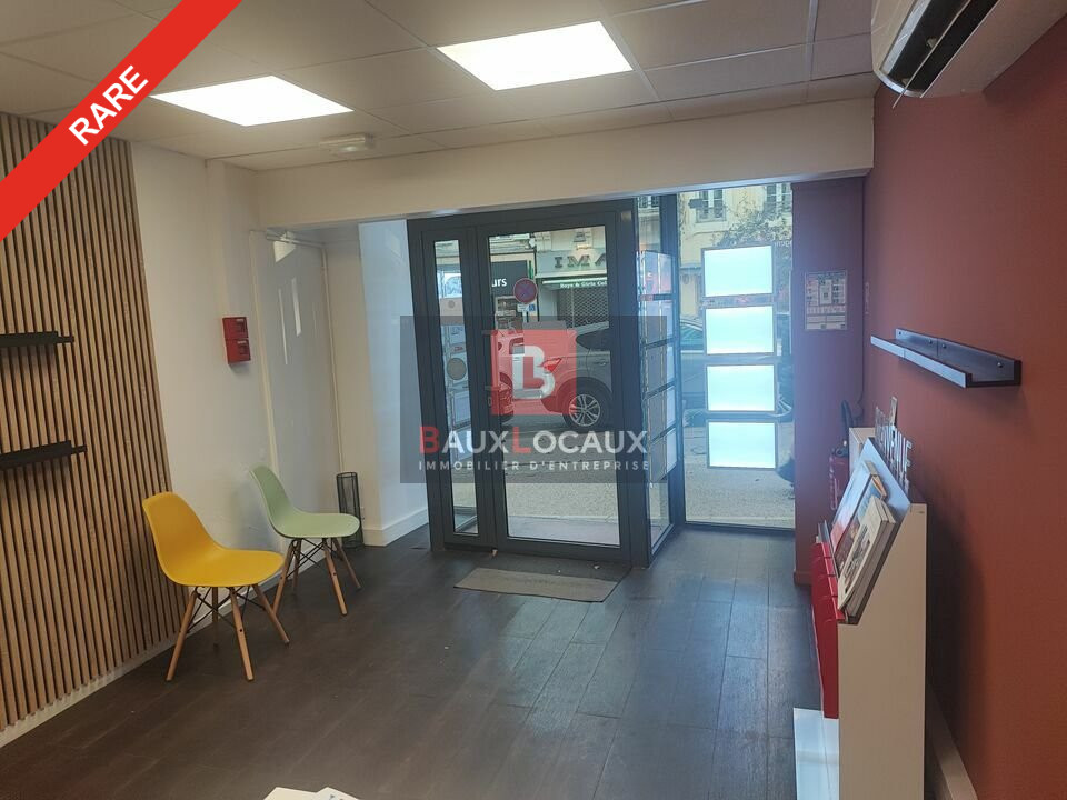 BAUX LOCAUX LOCATION-LOCAL COMMERCIAL-SALON-DE-PROVENCE-13