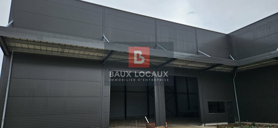 BAUX LOCAUX LOCATION-LOCAL D'ACTIVITE-CARPENTRAS-84