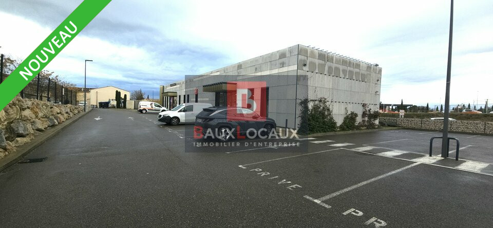 BAUX LOCAUX LOCATION-LOCAL COMMERCIAL-CARPENTRAS-84