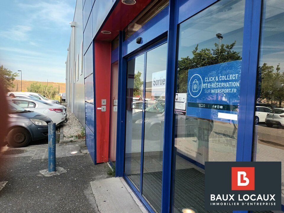 BAUX LOCAUX LOCATION-LOCAL COMMERCIAL-ORANGE-84