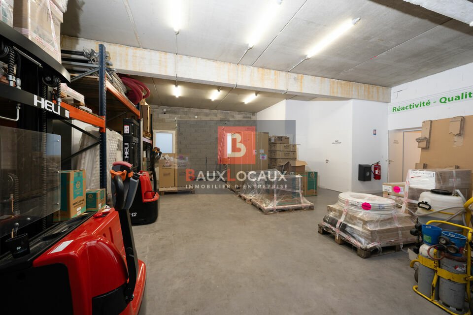 BAUX LOCAUX LOCATION-ENTREPOT-SALON_DE_PROVENCE-13