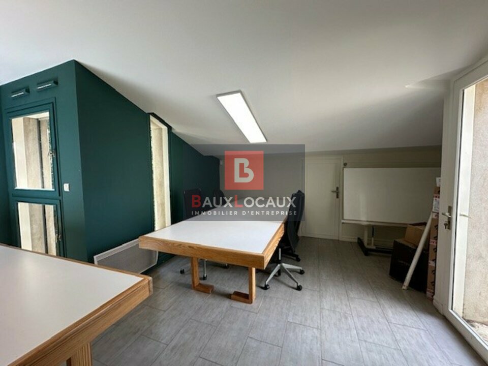 BAUX LOCAUX LOCATION-BUREAUX-VILLENEUVE_LES_AVIGNON-30