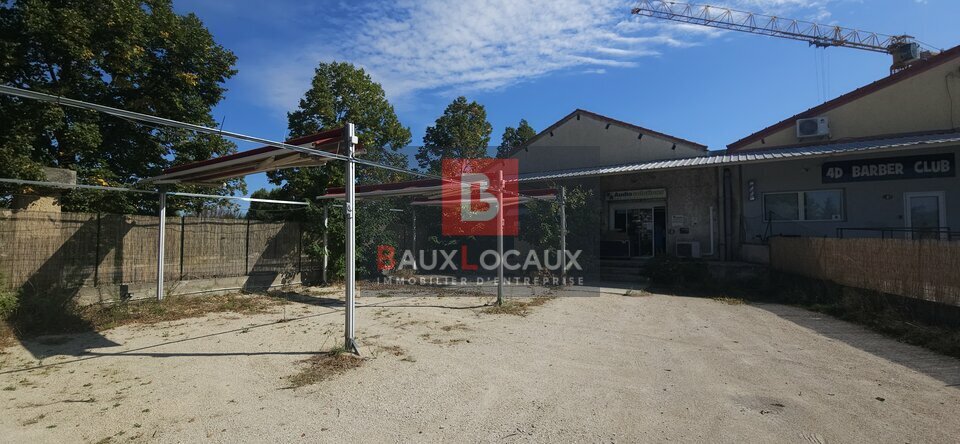 BAUX LOCAUX LOCATION-LOCAL D'ACTIVITE-LE_THOR-84