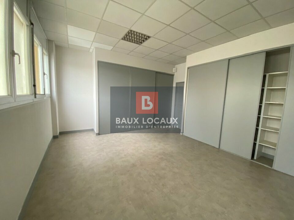 BAUX LOCAUX LOCATION-BUREAUX-AVIGNON-84