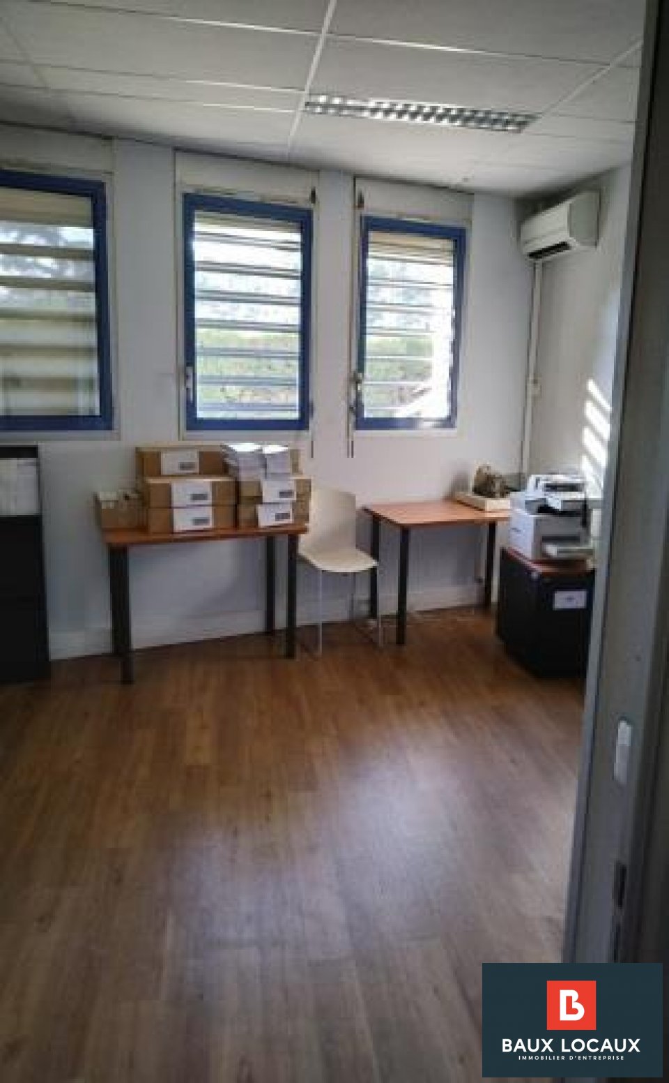 BAUX LOCAUX LOCATION-BUREAUX-AVIGNON-84