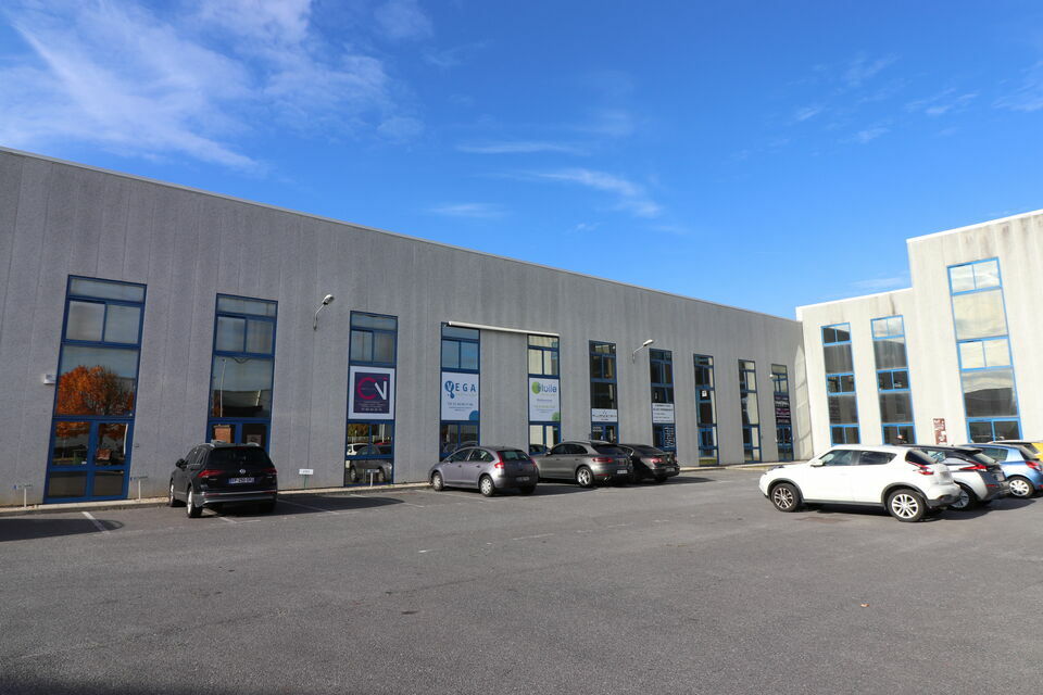 ERCINEA LOCATION-LOCAL D'ACTIVITE-LISSES-91