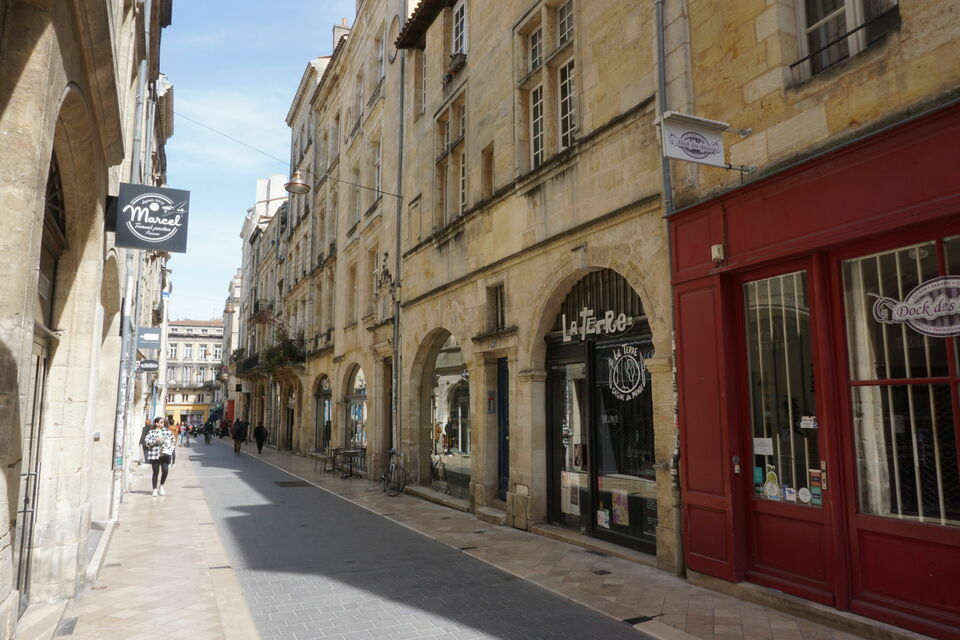 TIJA CESSION-BUREAUX-BORDEAUX-33