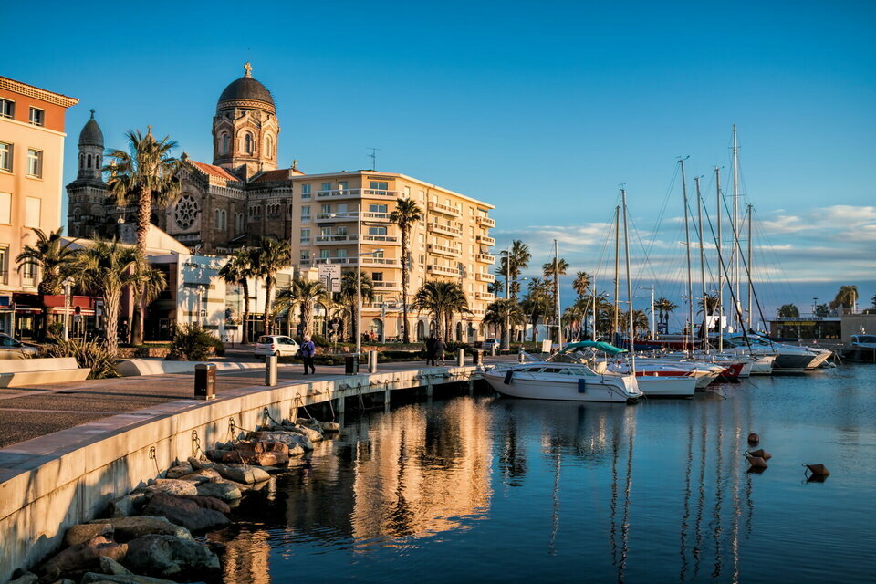TIJA CESSION-LOCAL COMMERCIAL-SAINT-RAPHAEL-83