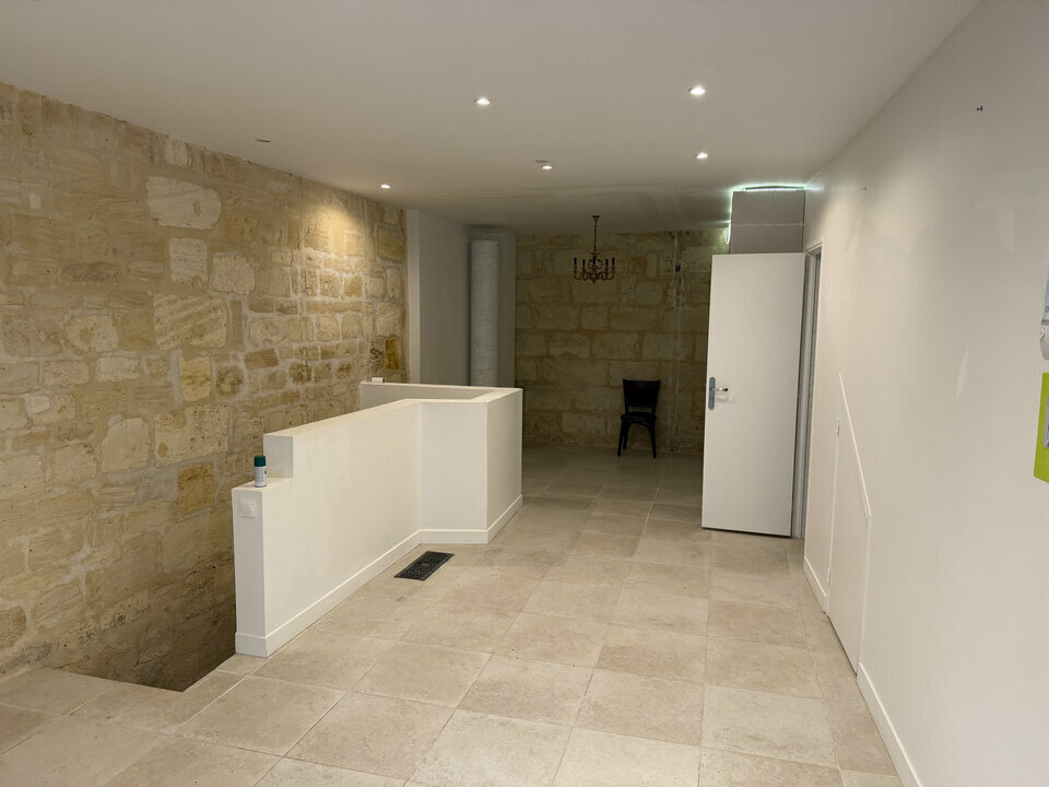 TIJA LOCATION-LOCAL COMMERCIAL-BORDEAUX-33