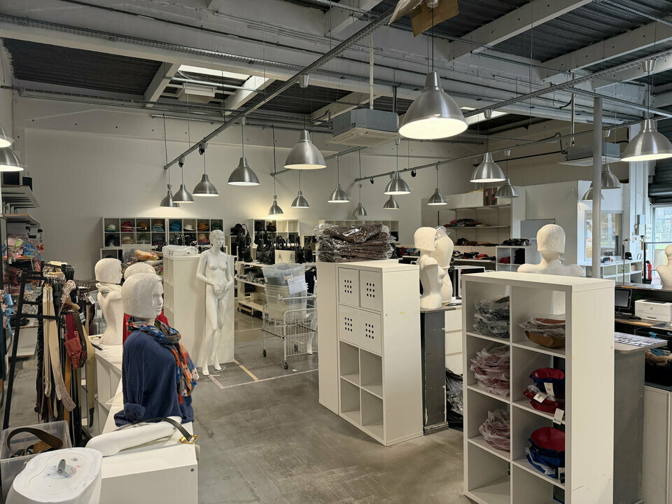 TIJA LOCATION-LOCAL COMMERCIAL-BORDEAUX-33